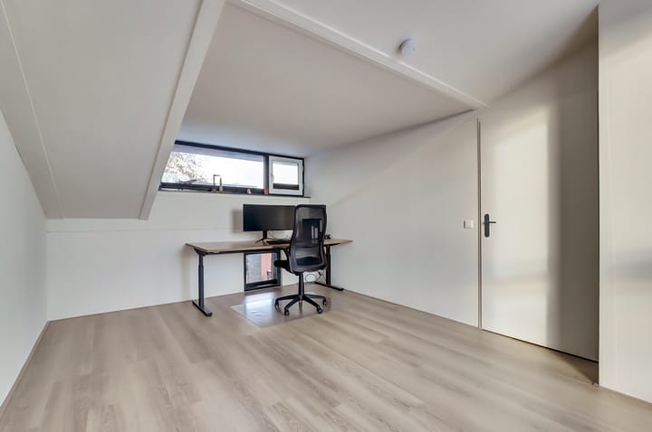 Foto 41 van Sluiswachterstraat 4