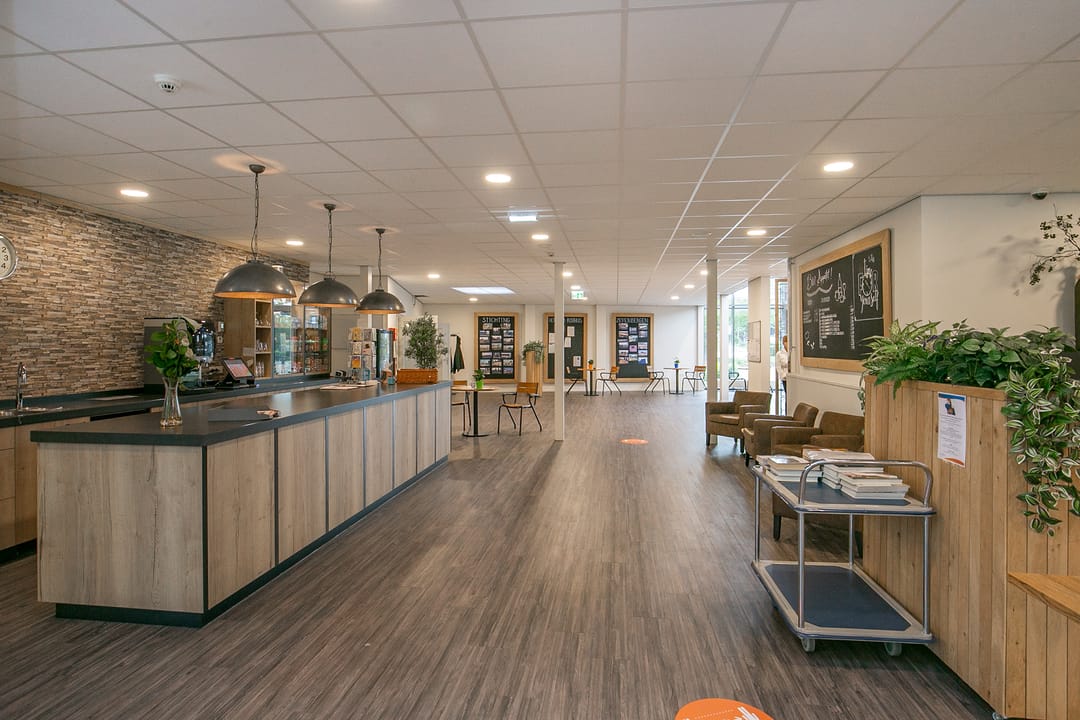 Photo 17 of Prins Bernhardstraat 1-F47