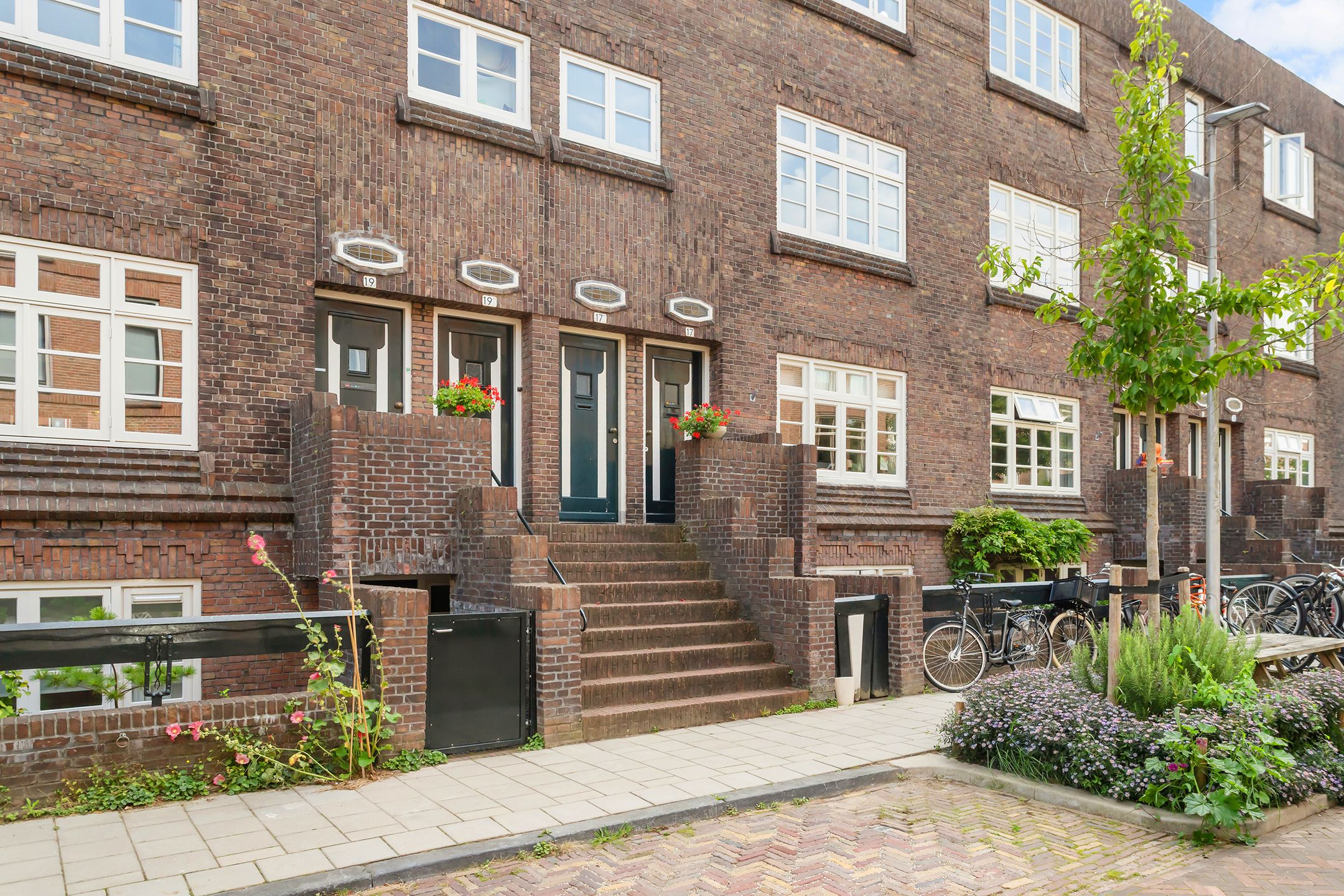 Foto 33 van Van Brakelstraat 17-BS