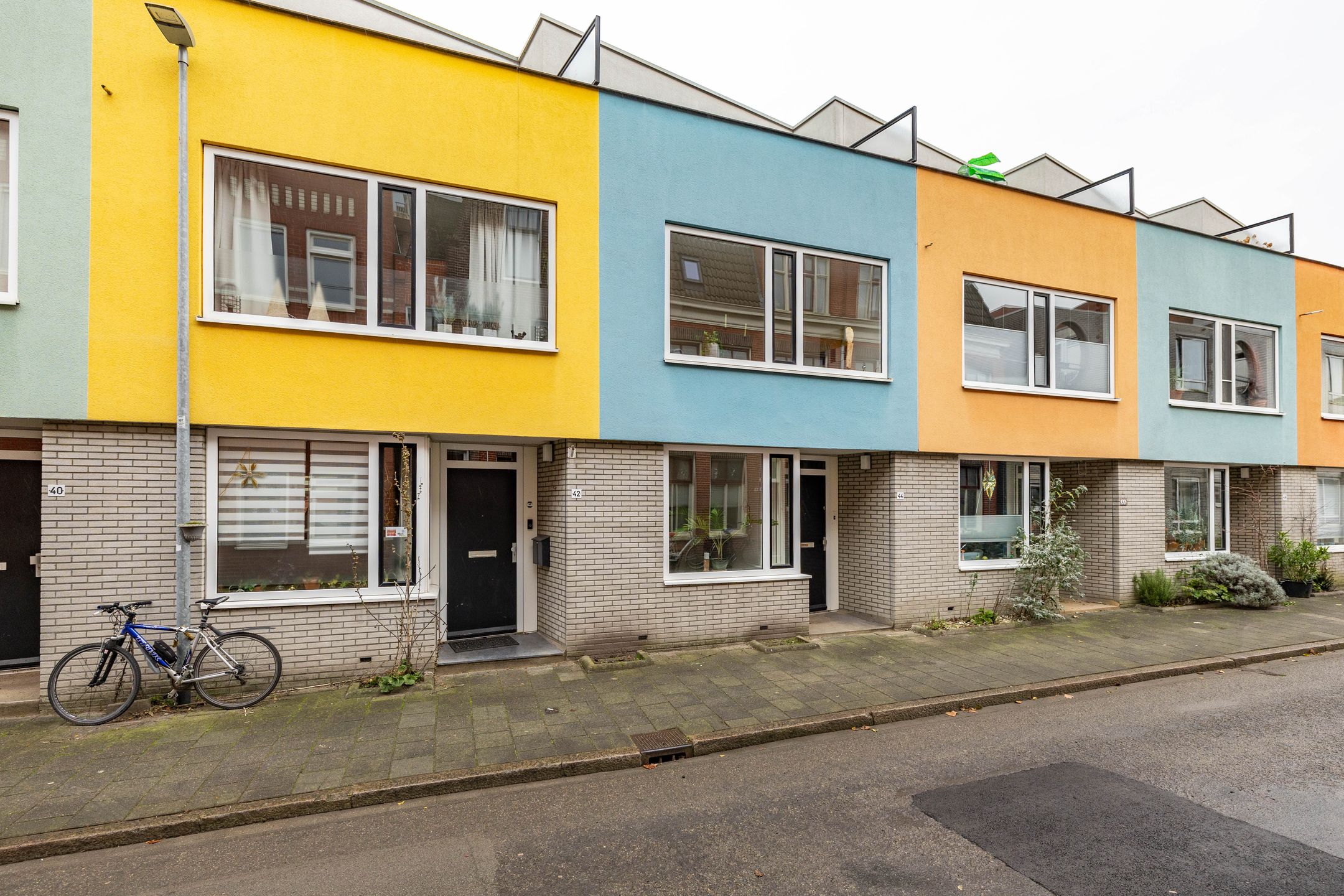 Foto 12 van Lijnbaanstraat 44