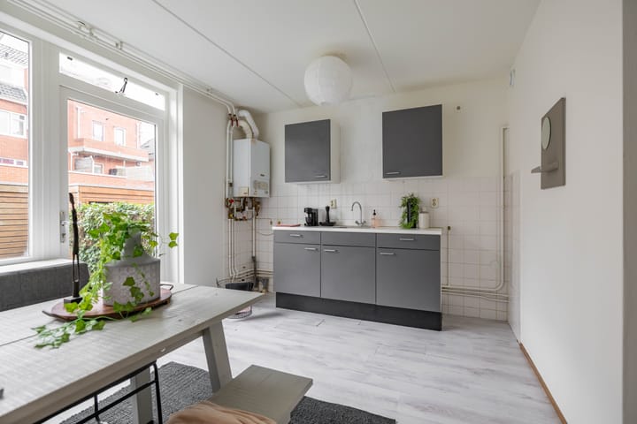 Foto 25 van Lijnbaanstraat 44