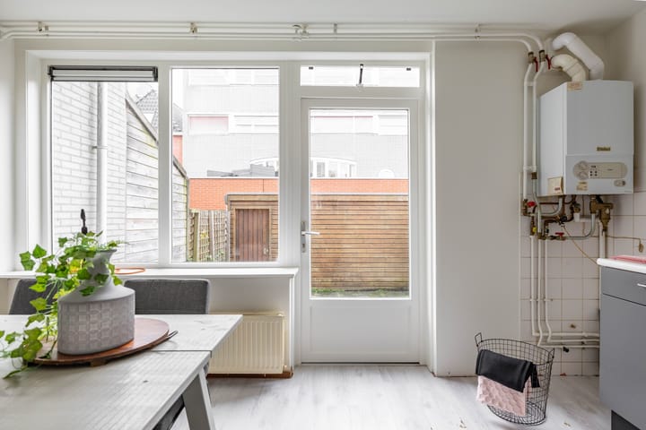 Foto 27 van Lijnbaanstraat 44