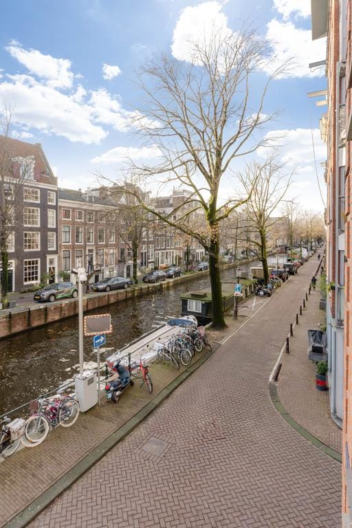 Foto 7 van Bloemgracht 10