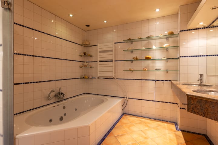 Foto 33 van Heemraadssingel 239-A