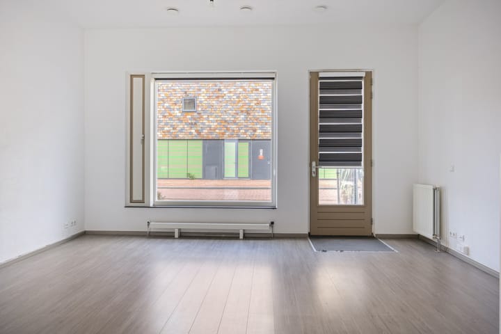 Foto 2 van Elemastraat 97