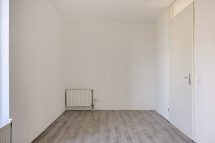 Foto 24 van Elemastraat 97