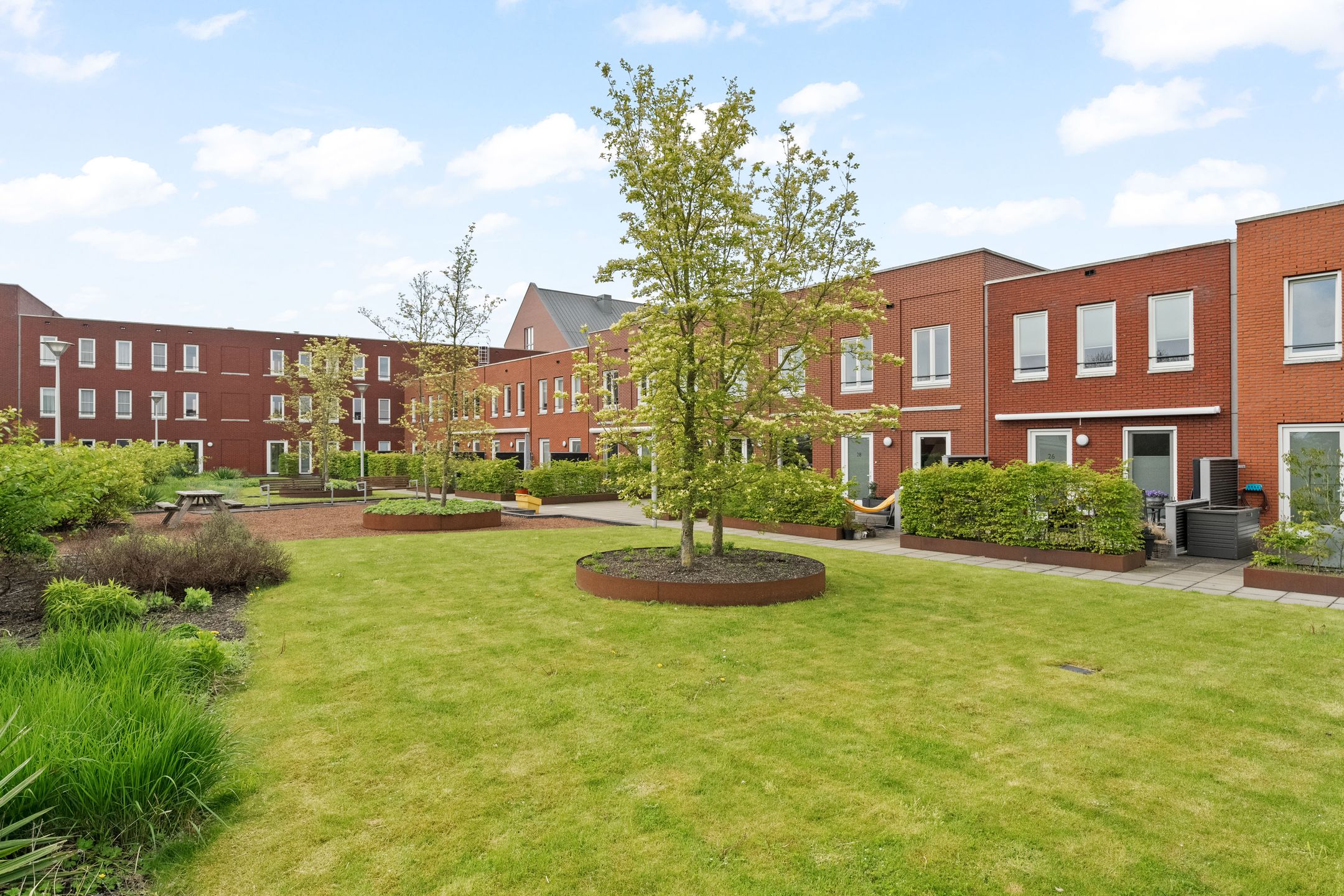 Buying a house in The Netherlands., Binnendoor 28