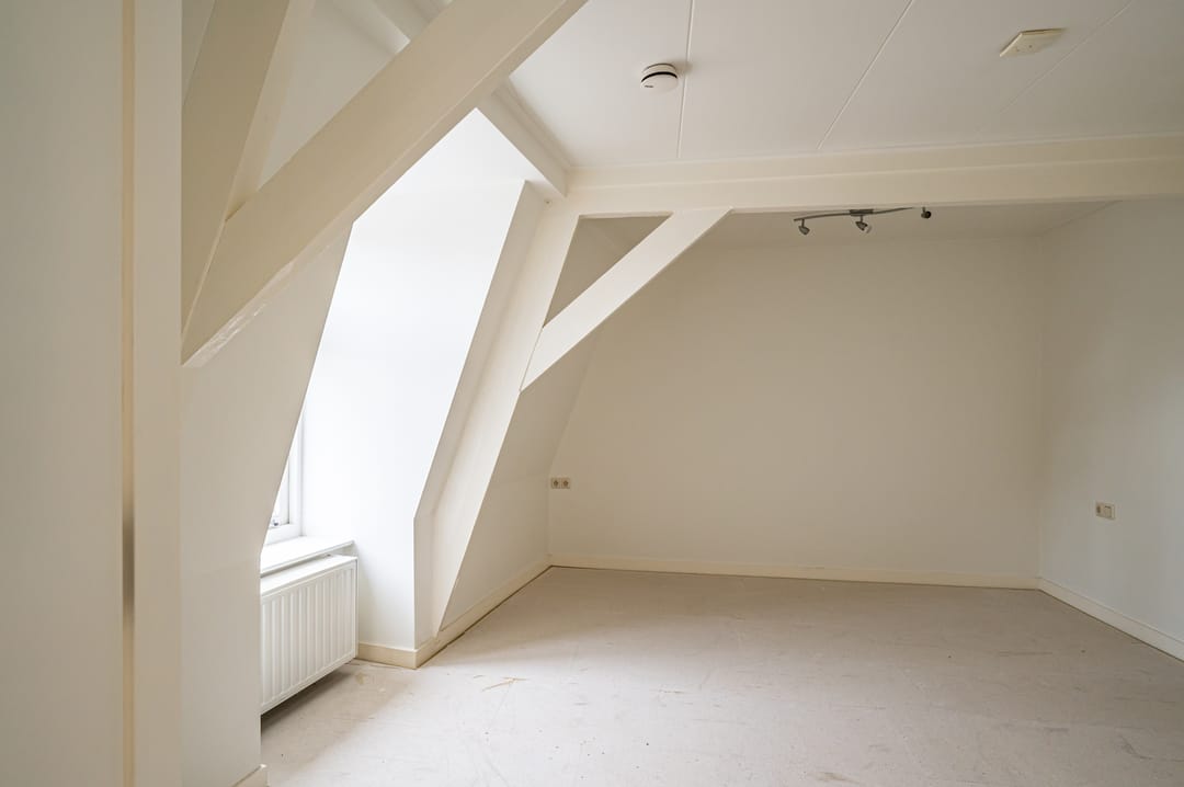 Foto 11 van Bisschopstraat 71