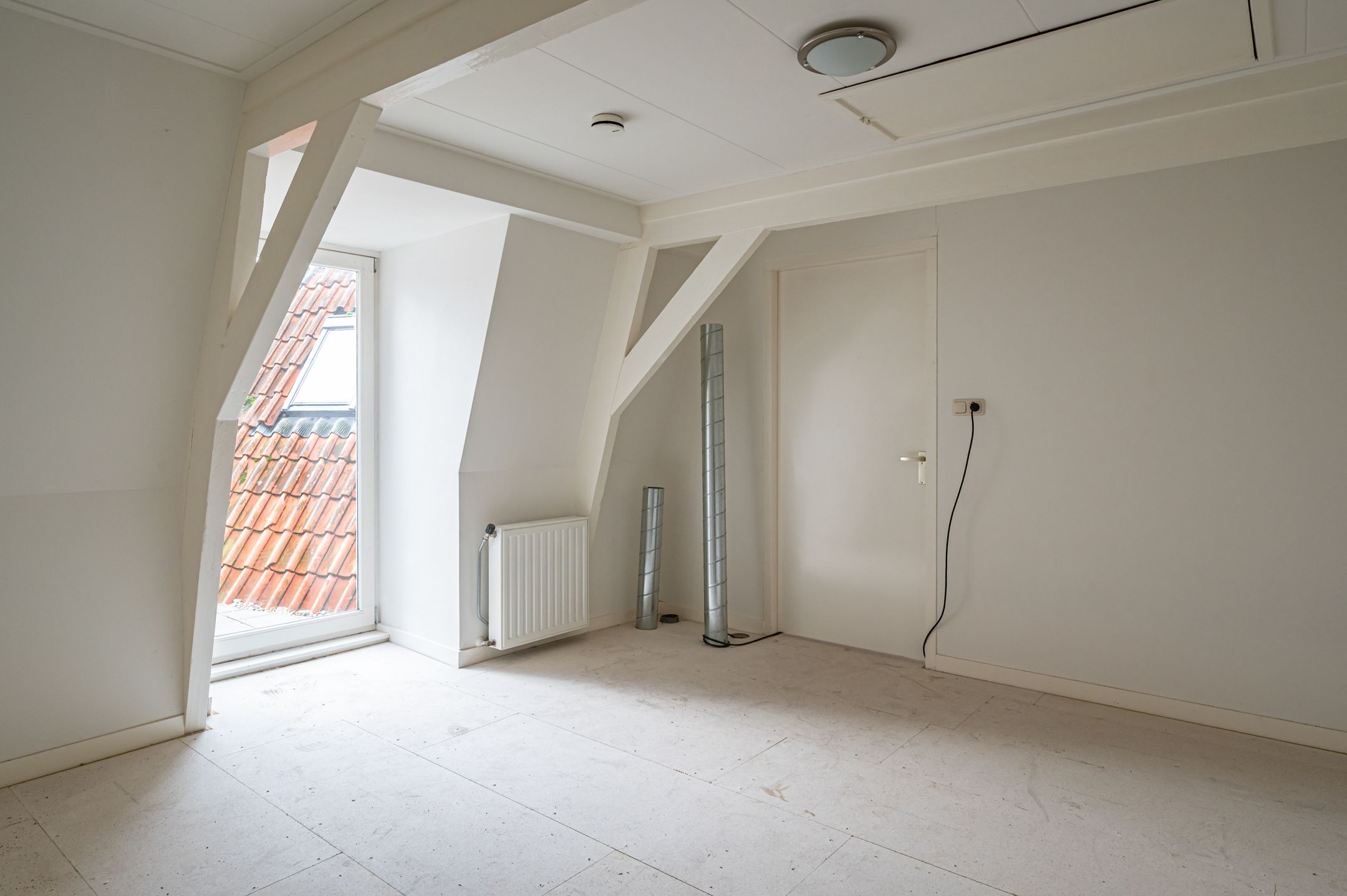 Foto 15 van Bisschopstraat 71