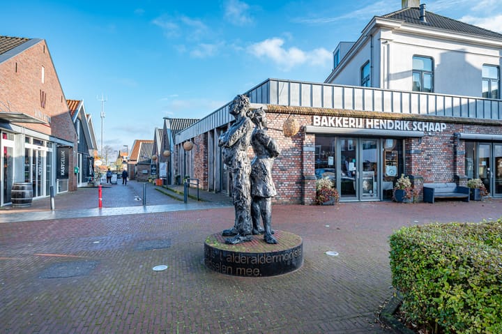 Photo 19 of Bisschopstraat 71