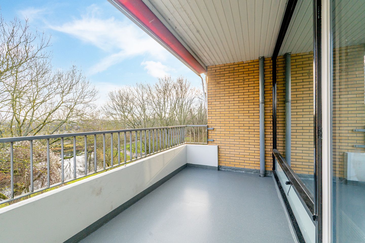 Foto 19 van Oostelijk Halfrond 47