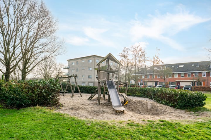 Foto 32 van Oostelijk Halfrond 47