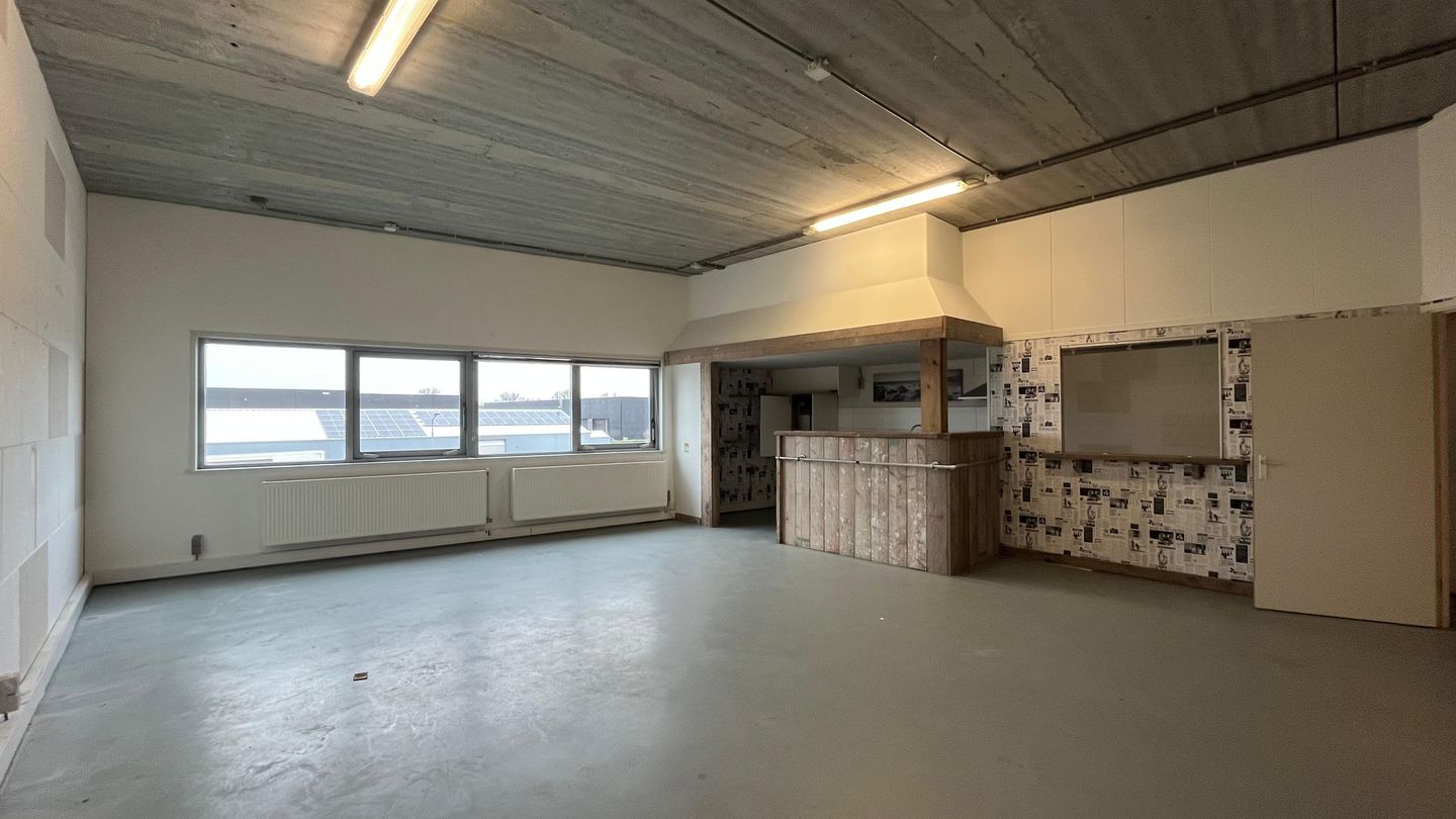 View photo 3 of Naaldwijkseweg 84-C