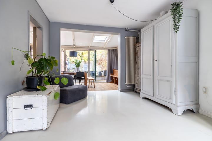 Photo 14 of Burgemeester Middelaerlaan 10