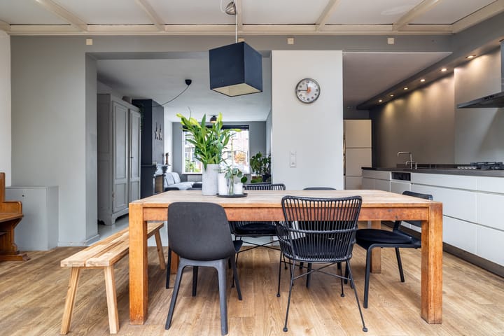 Photo 20 of Burgemeester Middelaerlaan 10