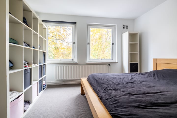 Photo 33 of Burgemeester Middelaerlaan 10