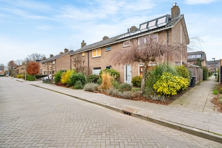 Foto 36 van Cabralstraat 17