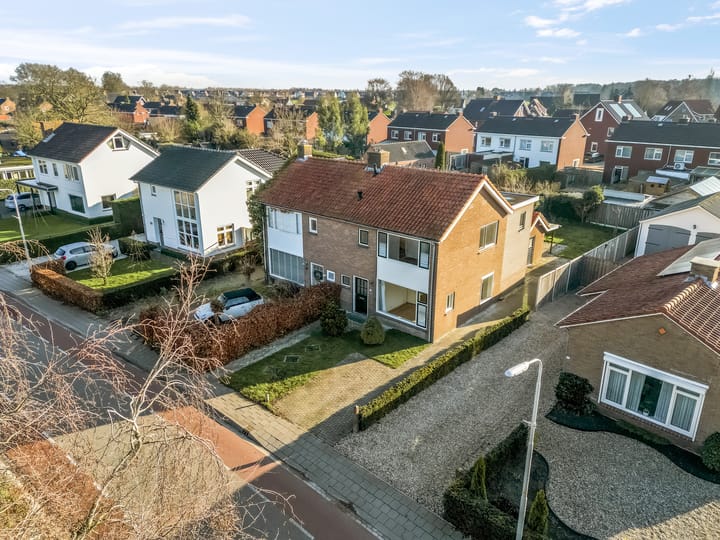 Photo 4 of Oosterhoutsestraat 39