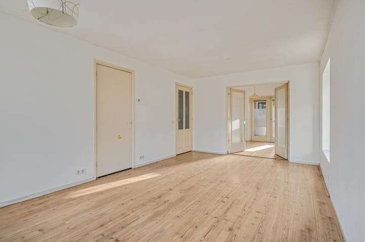 Photo 11 of Oosterhoutsestraat 39