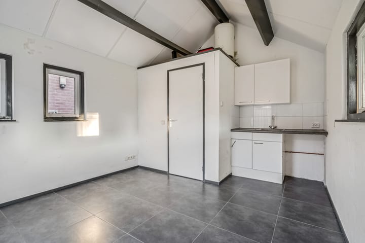 Photo 26 of Oosterhoutsestraat 39