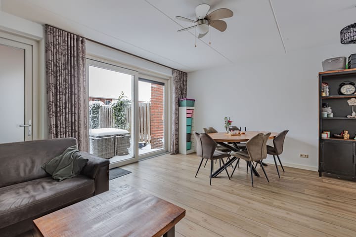 Foto 9 van Compagnie 51