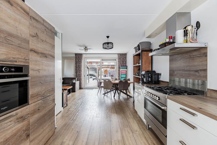 Foto 14 van Compagnie 51