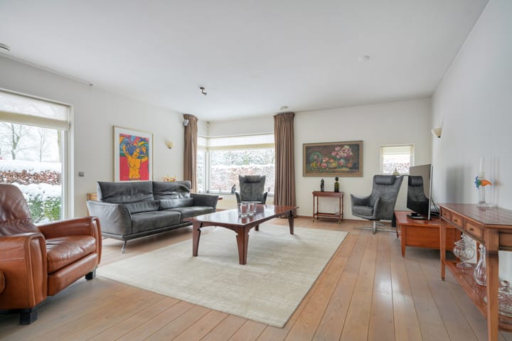 Foto 15 van Bavelselaan 331