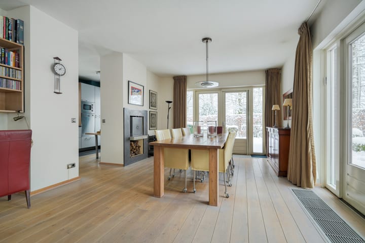 Foto 25 van Bavelselaan 331