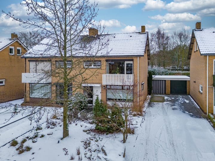 Foto 1 van Glazenapstraat 152