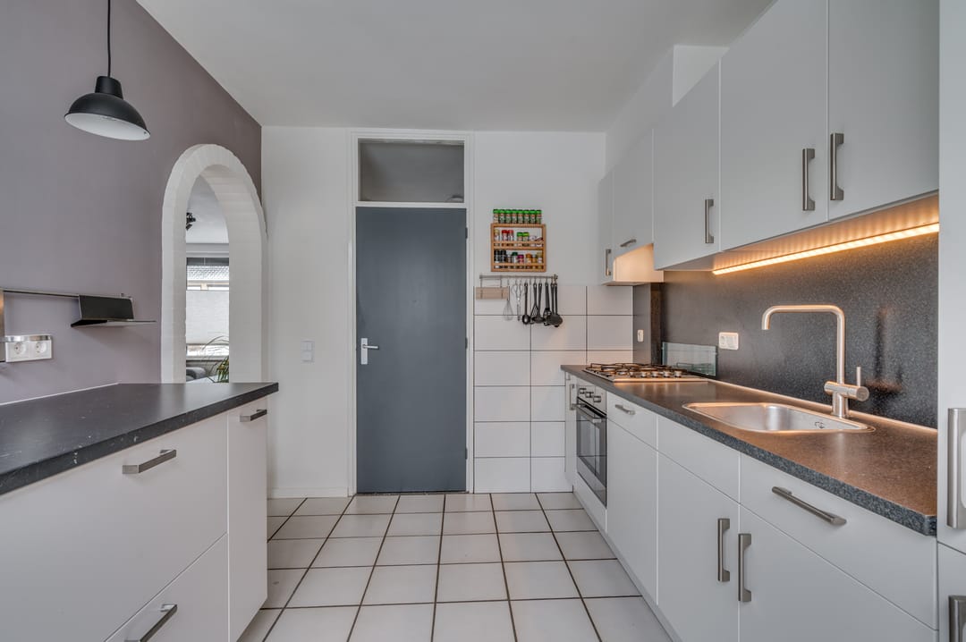 Photo 7 of Glazenapstraat 152