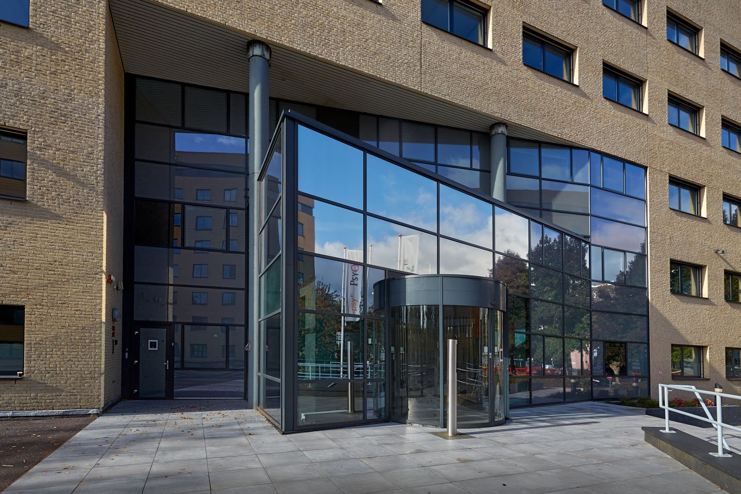 Bekijk foto 2 van Euclideslaan 151-191