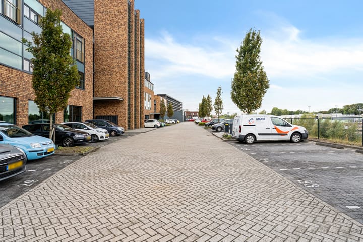 Photo 8 of Fascinatio Boulevard 946-H