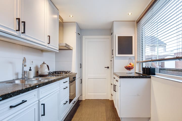 Foto 14 van Helena Smitsstraat 49