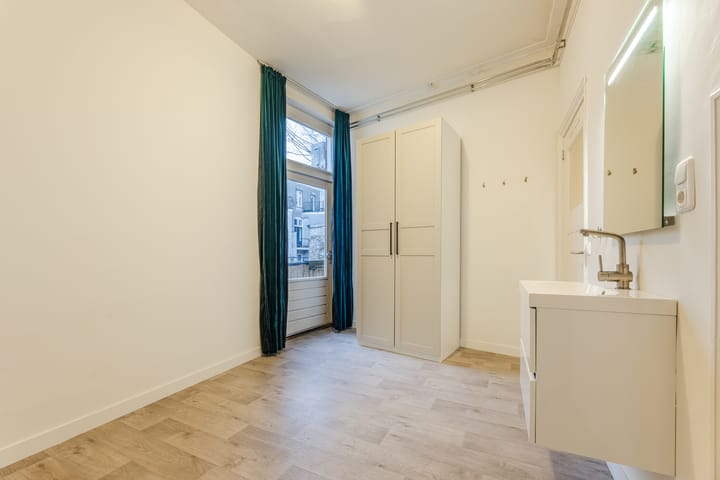 Foto 17 van van Dulckenstraat 32-A