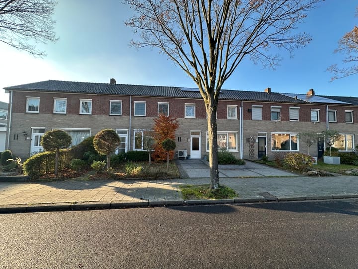 Foto 2 van Kerstroosstraat 3