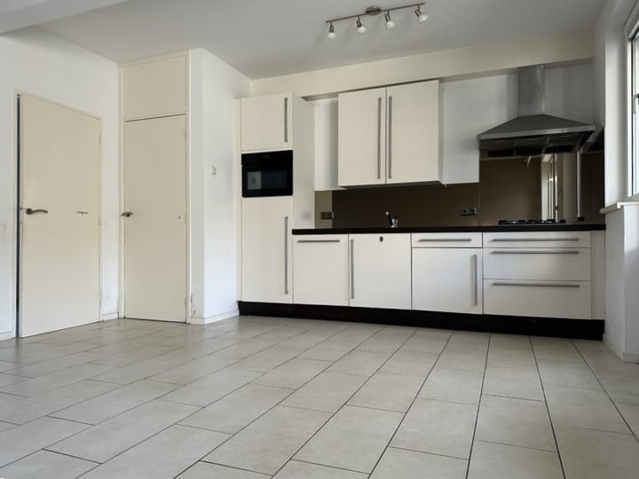 Foto 9 van Kerstroosstraat 3