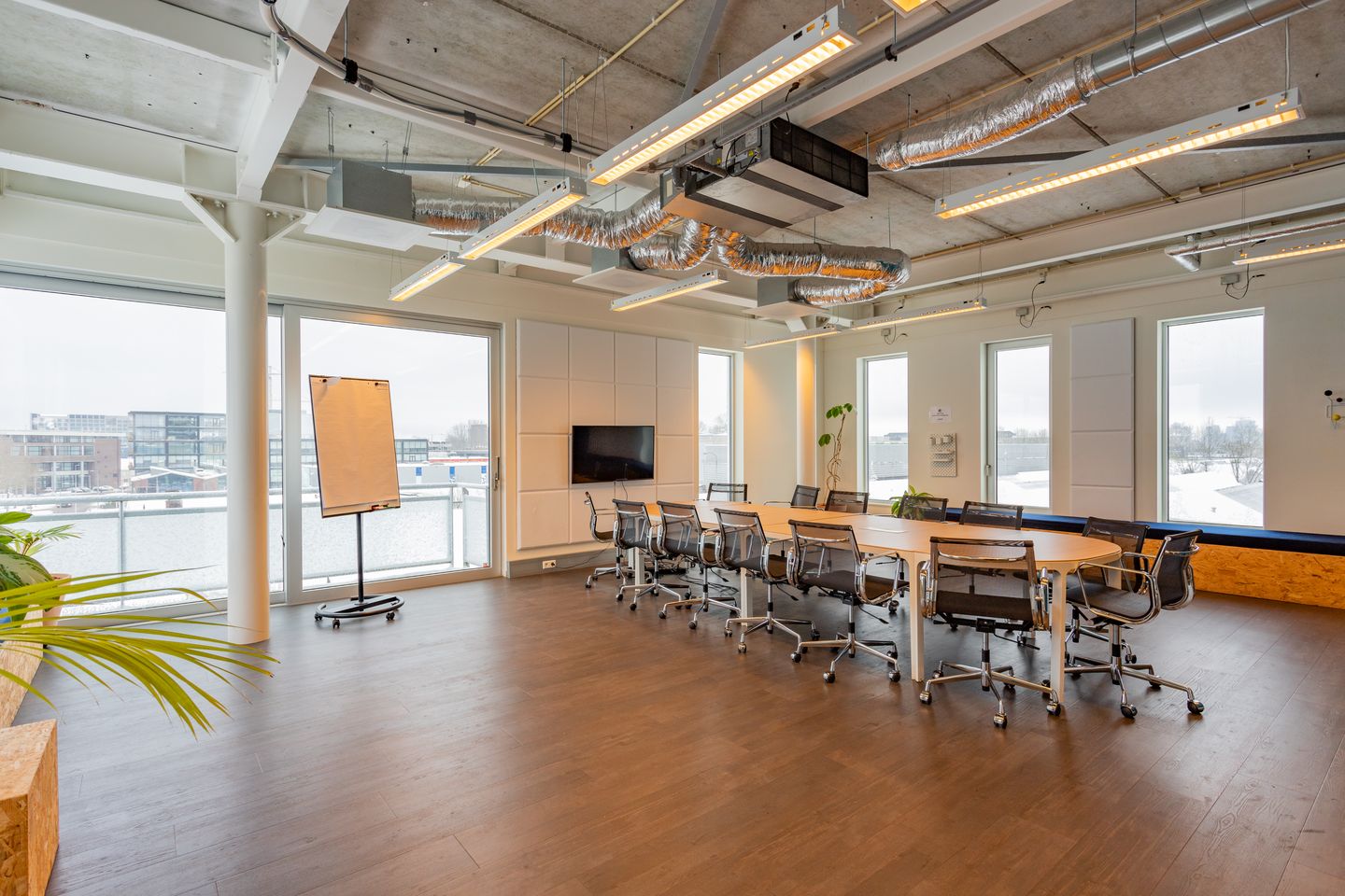 Bekijk foto 2 van Willem Fenengastraat 9