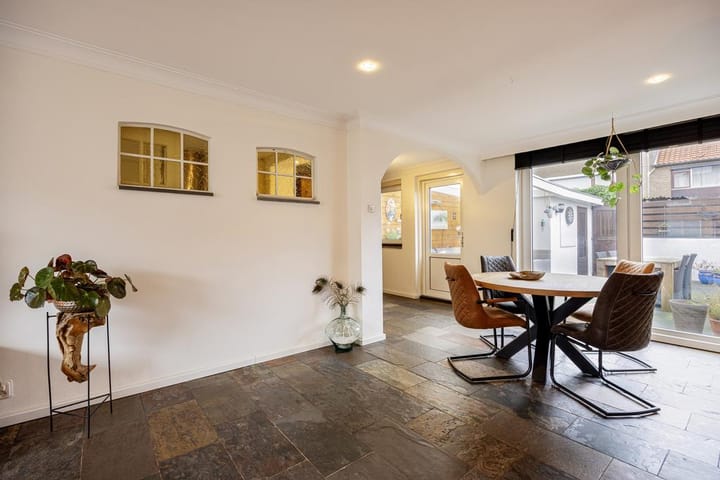 Foto 16 van Jan van Ruusbroeckstraat 46