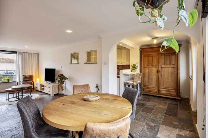 Foto 11 van Jan van Ruusbroeckstraat 46