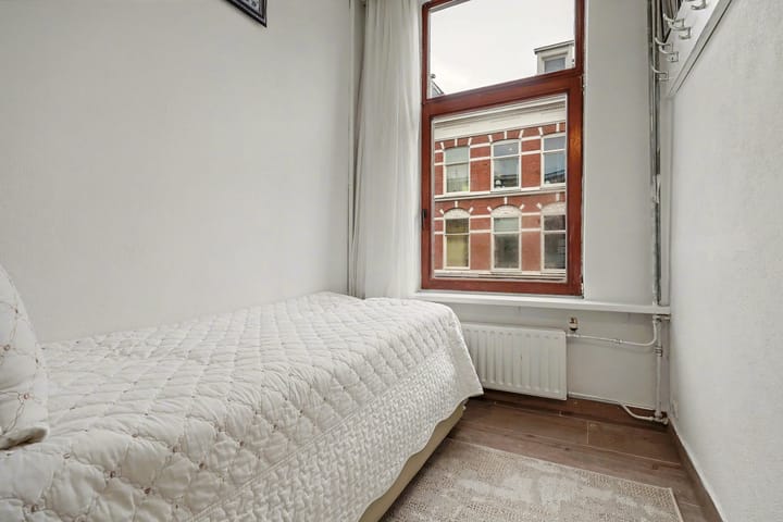 Foto 21 van Newtonstraat 385