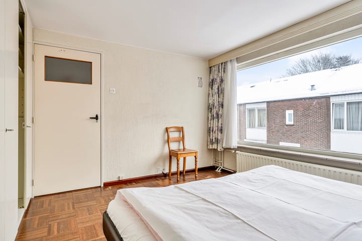 Foto 13 van Vincent van Goghstraat 13