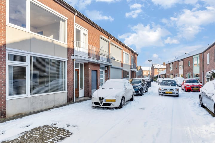 Foto 35 van Vincent van Goghstraat 13