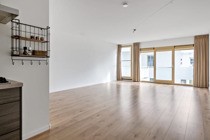 Foto 18 van Zeesluisweg 78-M