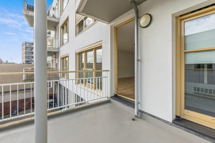 Foto 14 van Zeesluisweg 78-M