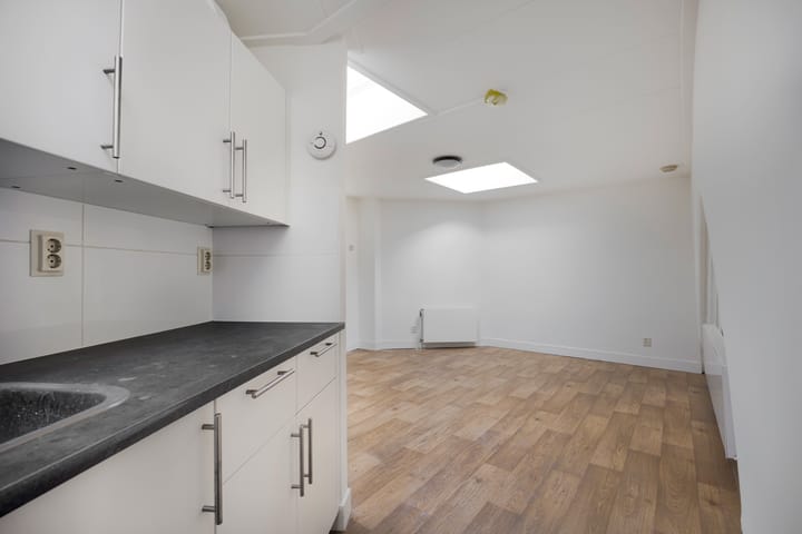 Foto 6 van Haarlemmerstraat 66