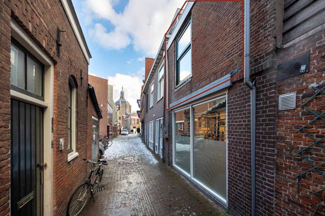Photo 2 of Haarlemmerstraat 66