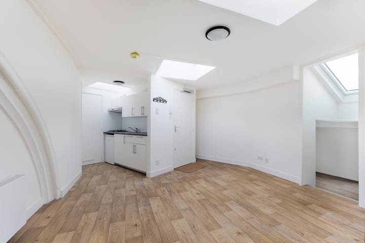 Foto 7 van Haarlemmerstraat 66