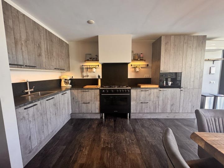 Foto 10 van Prins Constantijnstraat 8