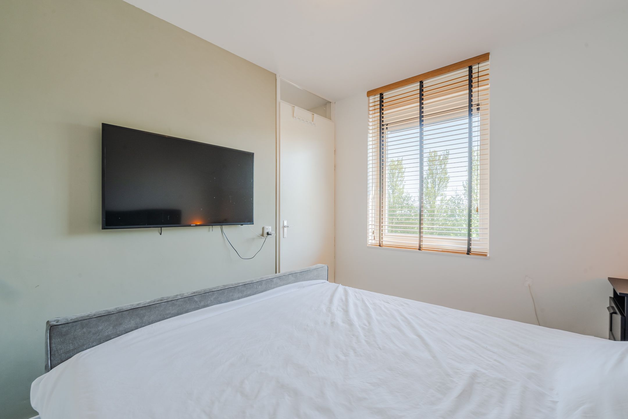 Foto 15 van Montreallaan 84