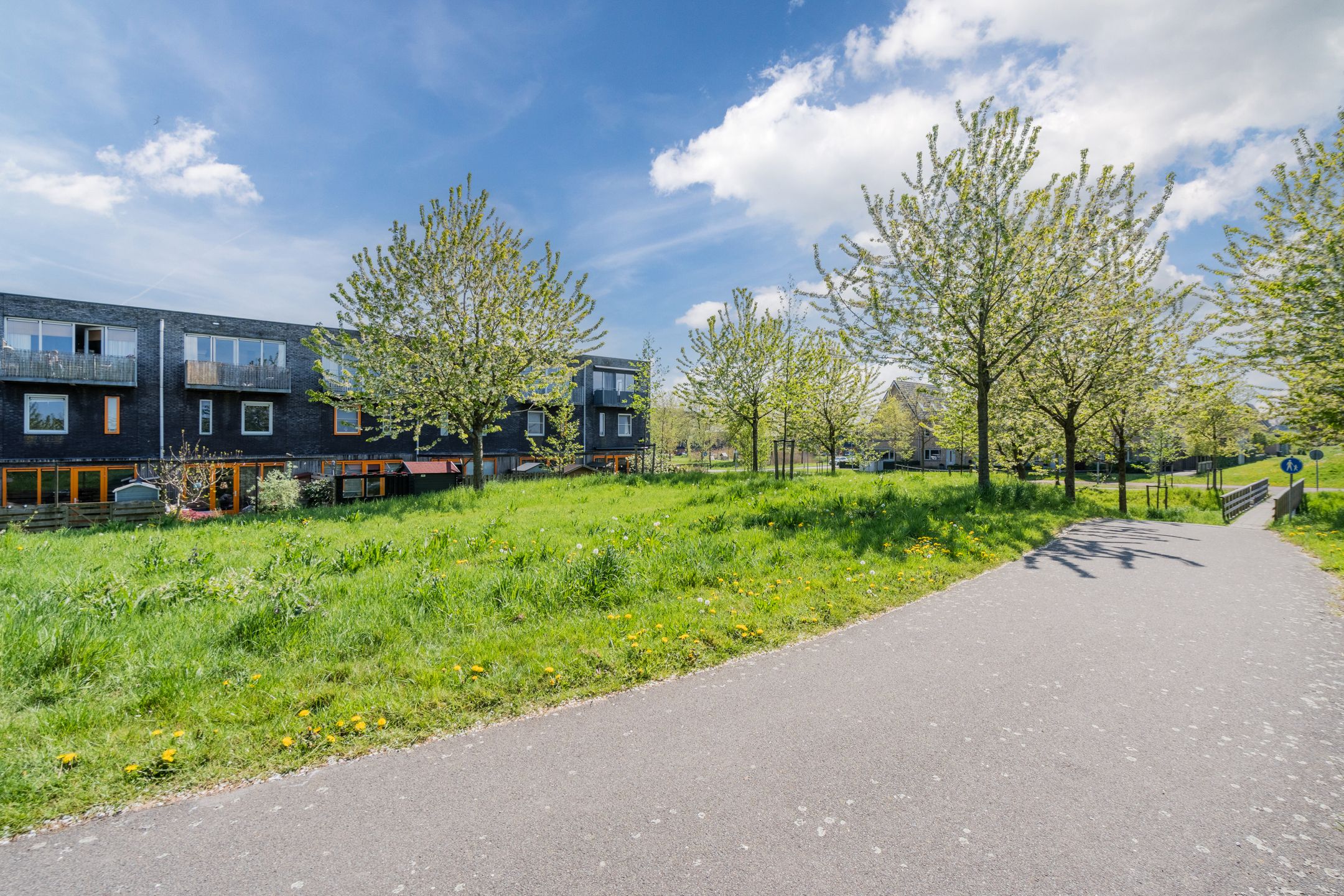 Foto 42 van Montreallaan 84